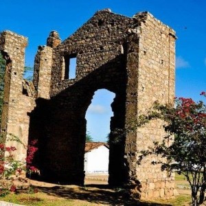 Foto: Ruínas da Igreja da Villa de Queimadas destruída pela enchente de 1911.